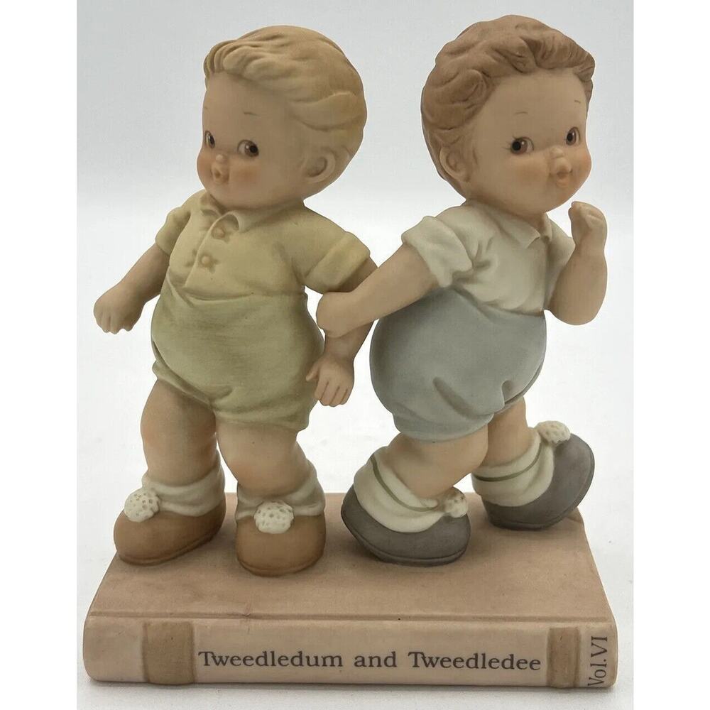 Enesco Memories of Yesterday Once Upon A Fairytale Tweedledum & Tweedledee‎ U228